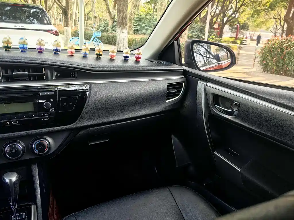 Toyota Levin 2015 — фото 13