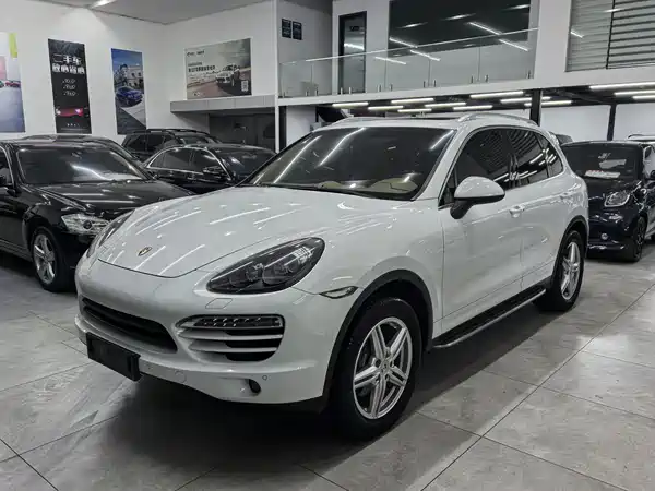 Porsche Cayenne 2011
