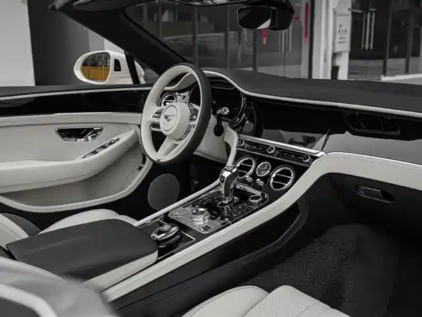 Bentley Continental 2022