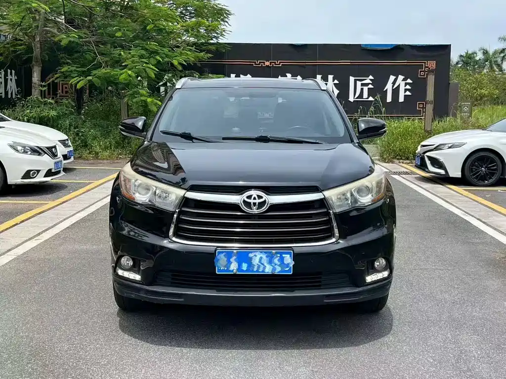 Toyota Highlander 2015 — фото 3