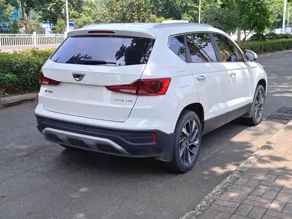 Jetta VS5 2022