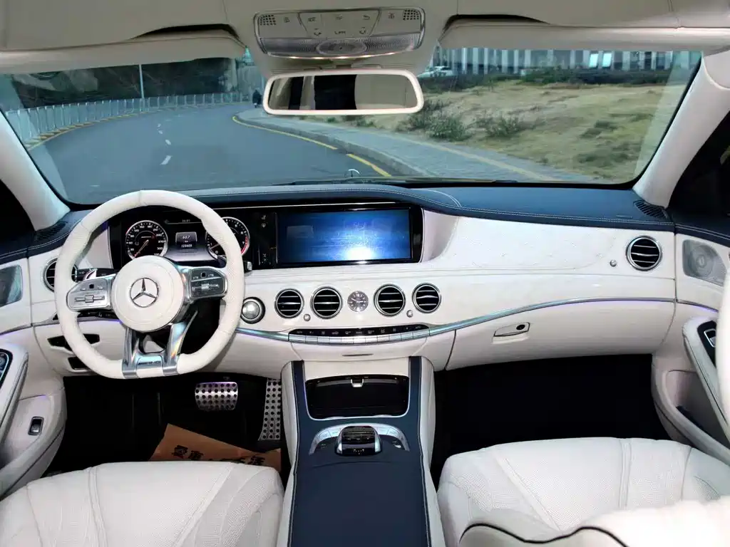 Mercedes-Benz S-Class AMG 2015 — фото 13