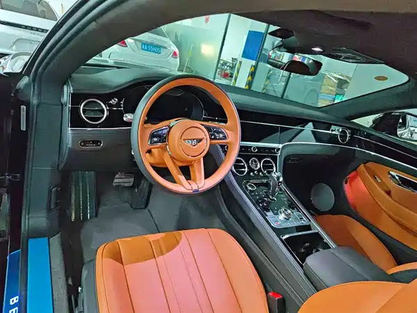 Bentley Continental 2023