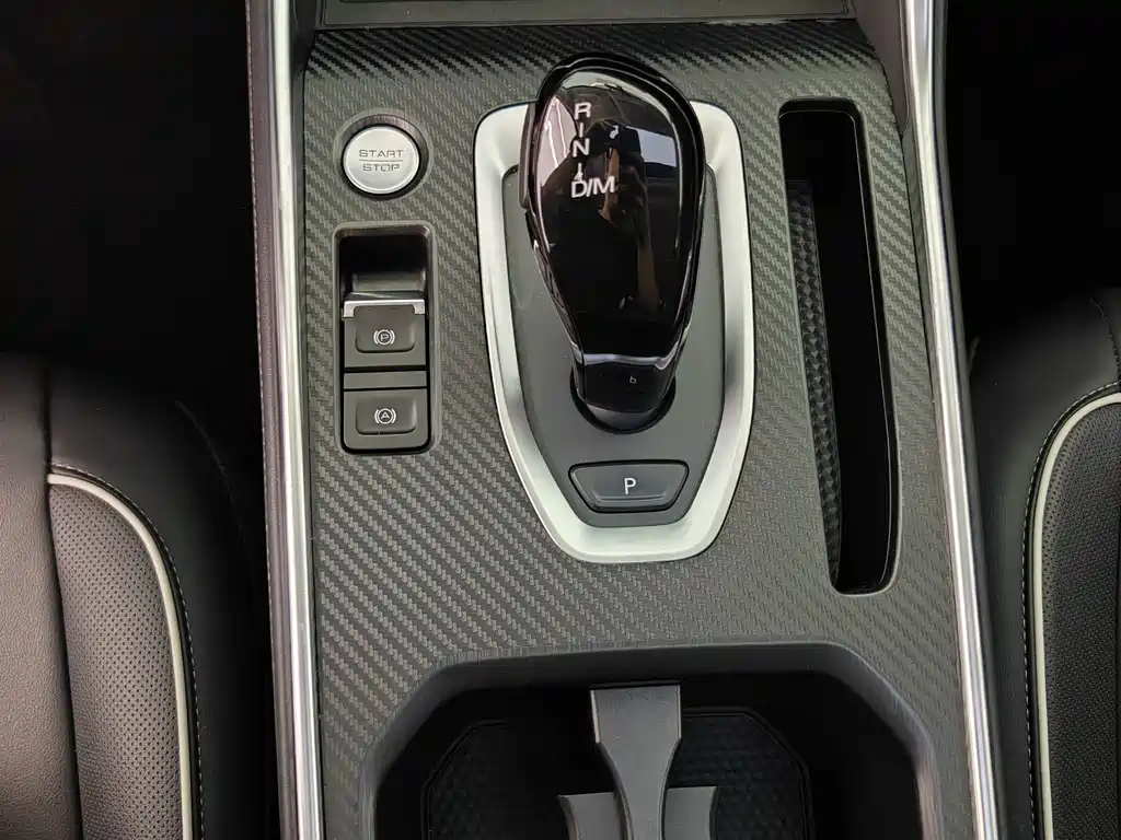 Haval H6 2023 — фото 11