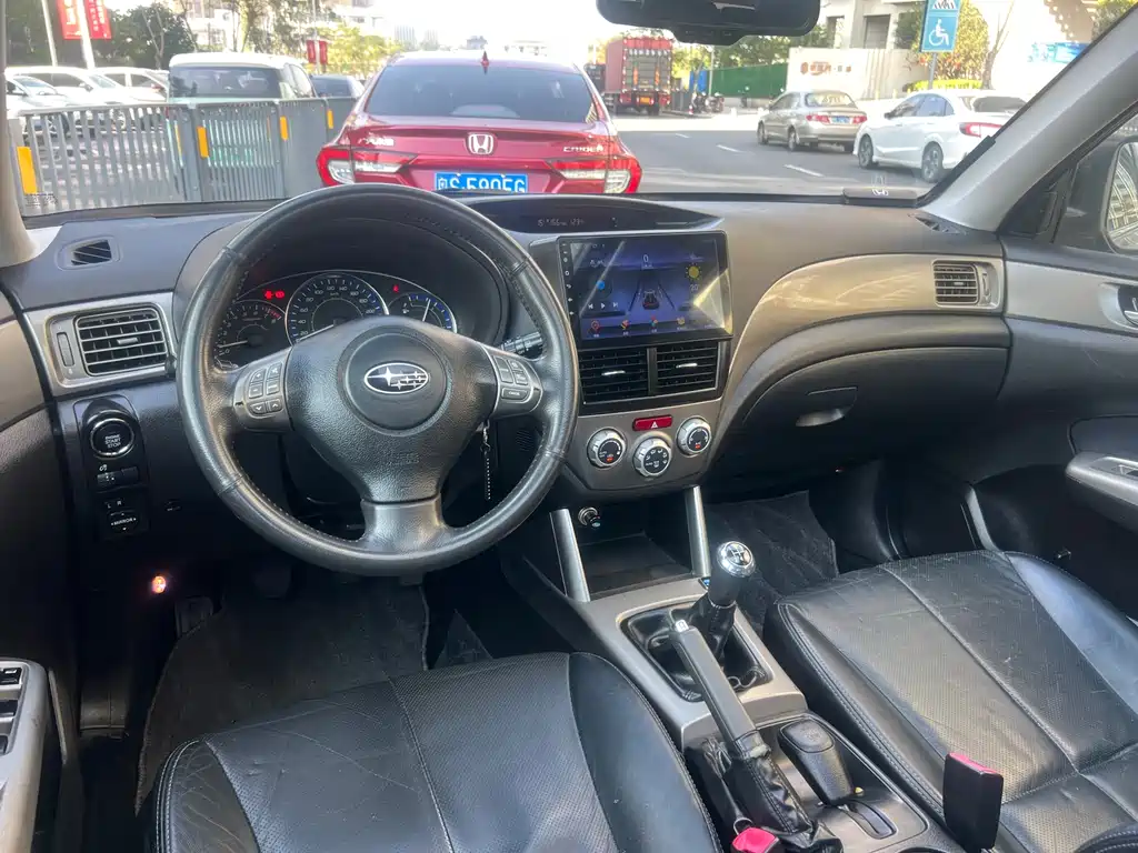 Subaru Forester 2010 — фото 25