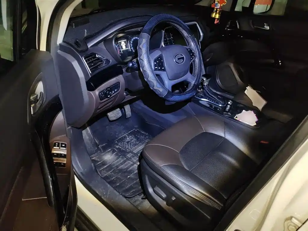 GAC Motor Trumpchi GS4 2018 — фото 12