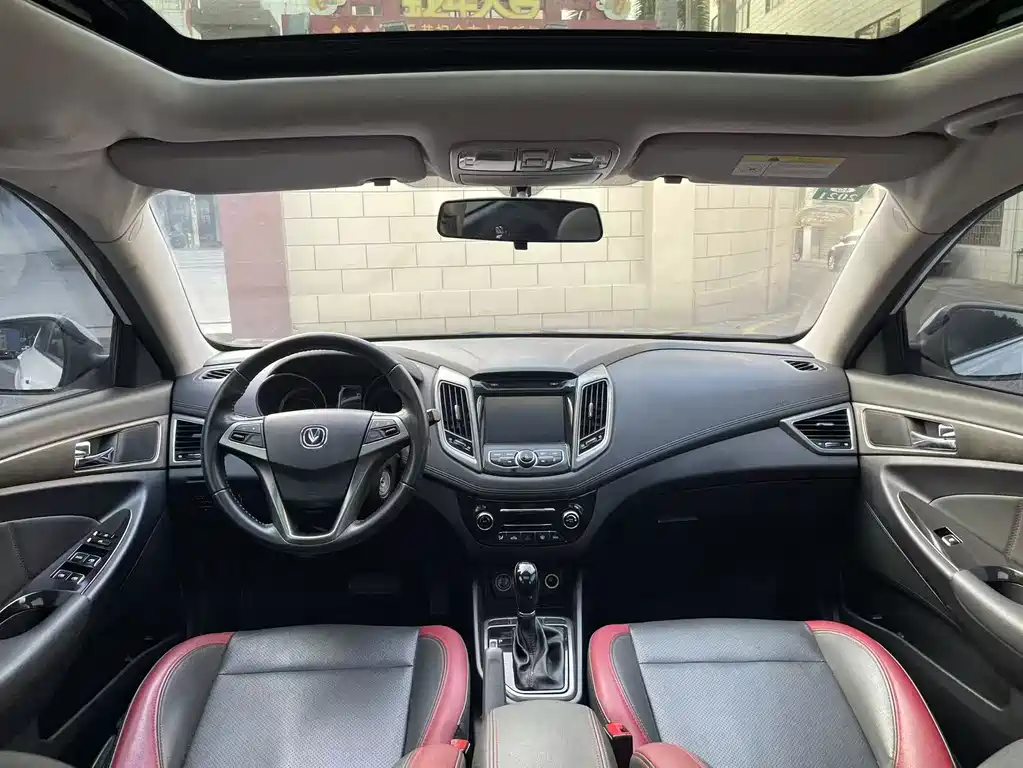 Changan Eado XT 2017 — фото 10