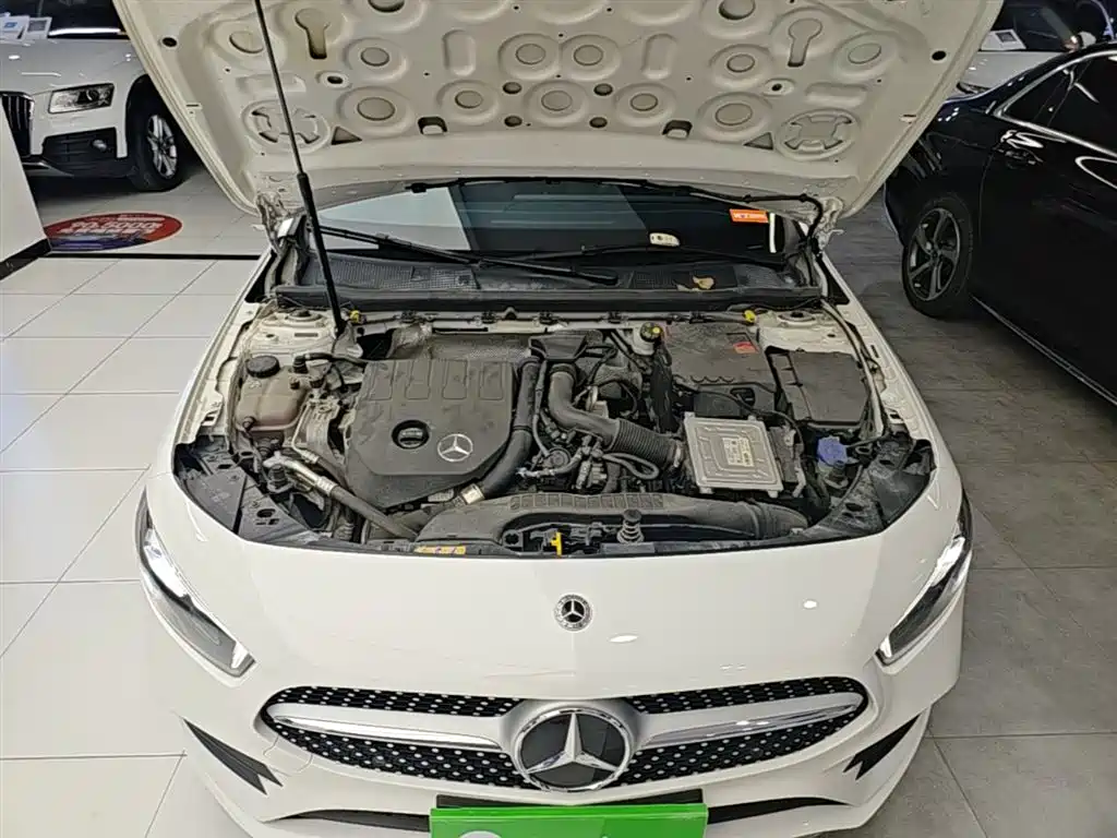 Mercedes-Benz A-Class 2022 — фото 20