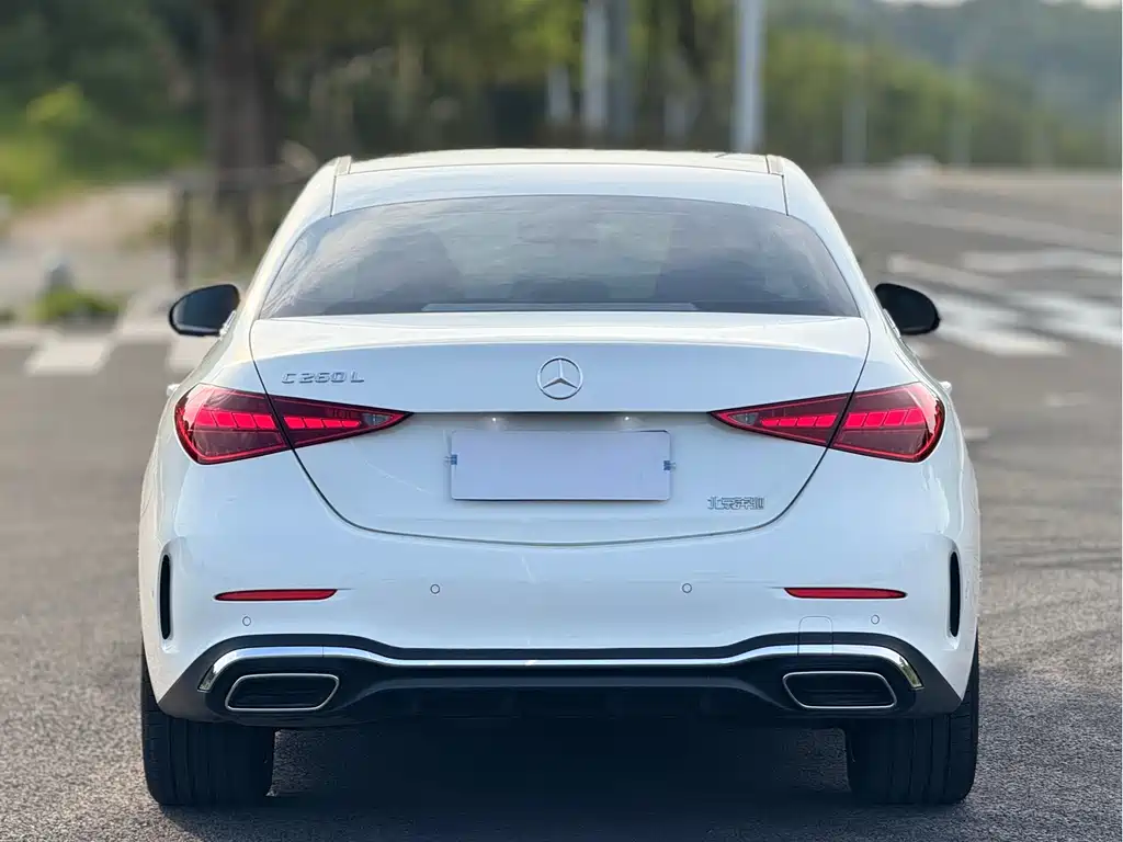 Mercedes-Benz C-Class 2025 — фото 16