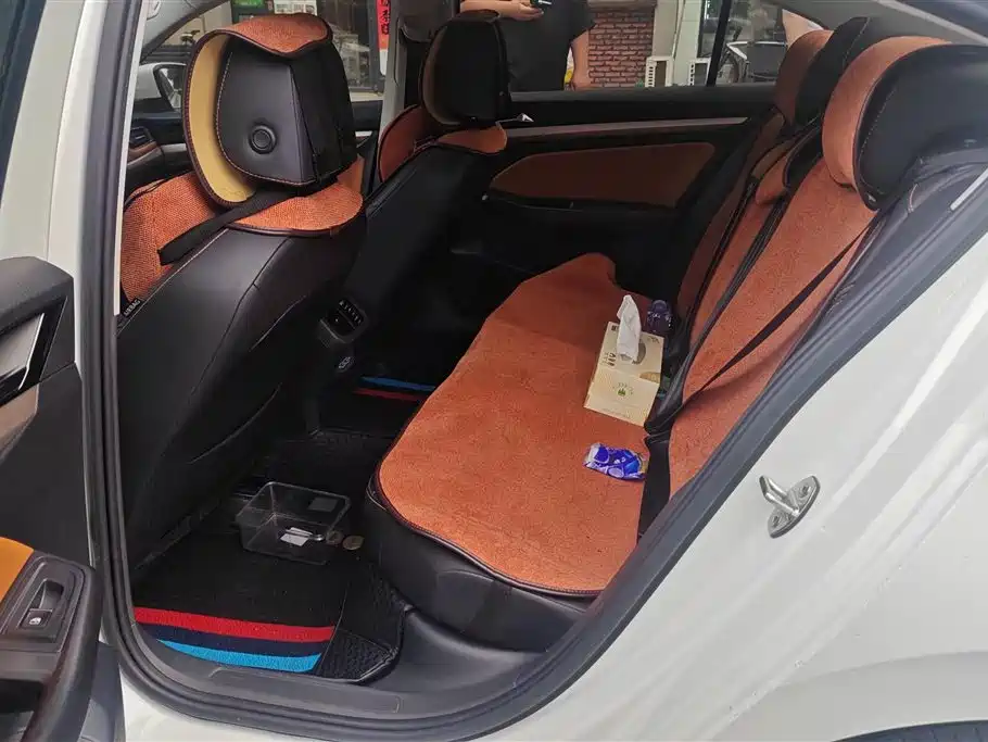 Volkswagen Bora 2023 — фото 11