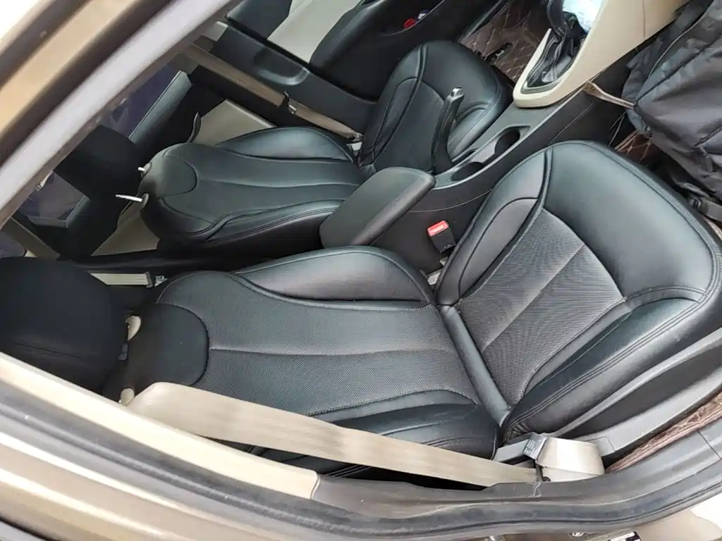 Buick Excelle 2016 — фото 20