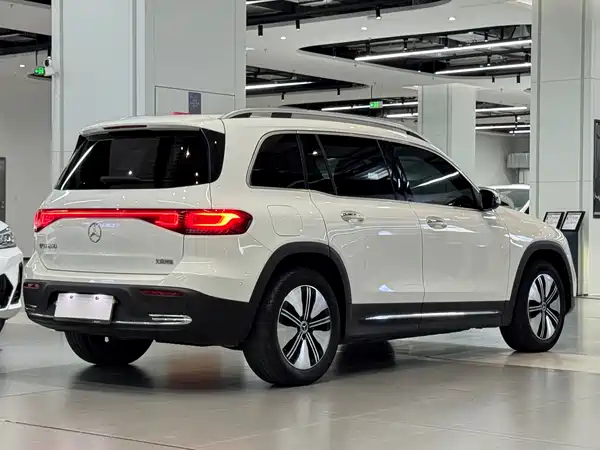 Mercedes-Benz EQB 2023