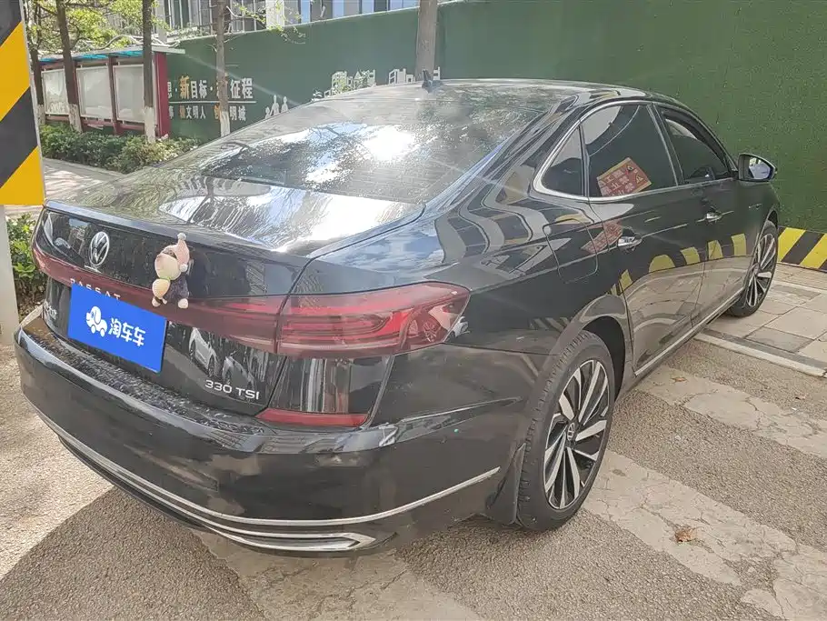 Volkswagen Passat 2022