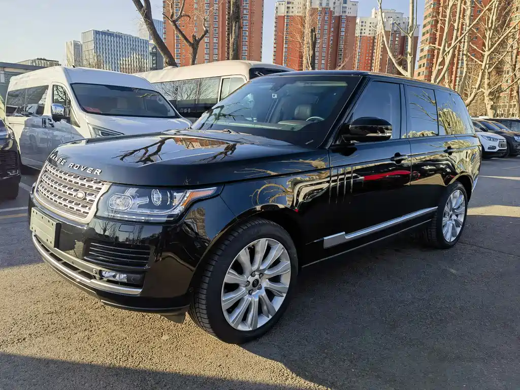 Land Rover Range Rover 2020 — фото 1
