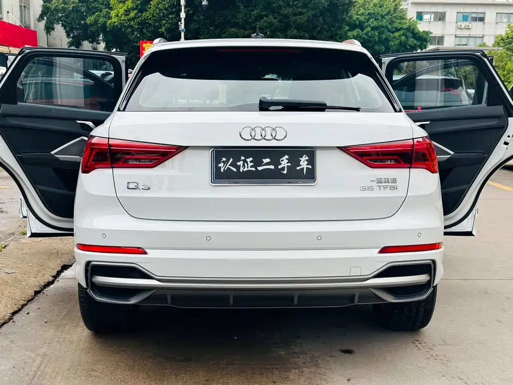 Audi Q3 2020 — фото 10
