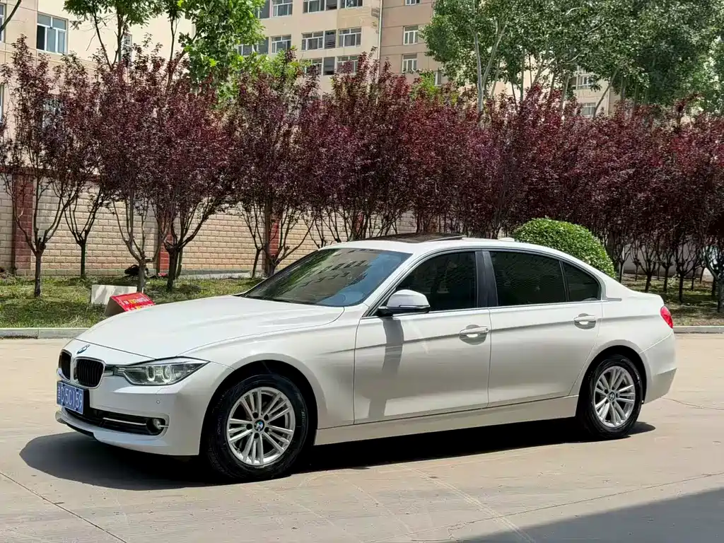 BMW 3 Series 2015