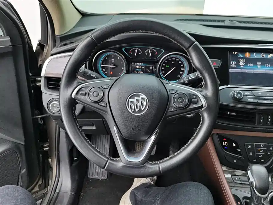 Buick Envision Plus 2017 — фото 15