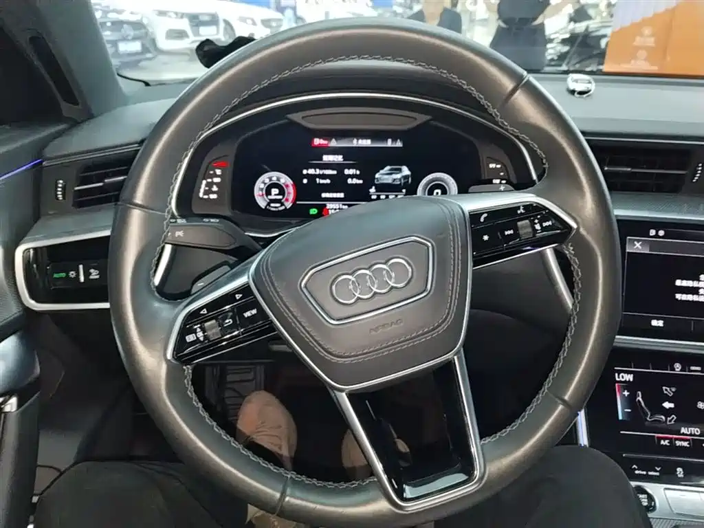 Audi A6L 2024 — фото 11