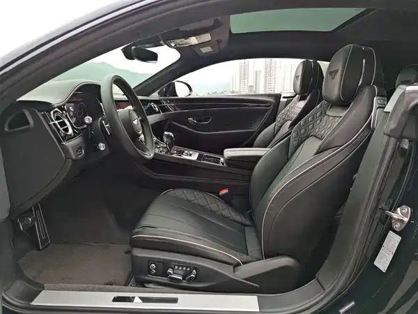 Bentley Continental 2023