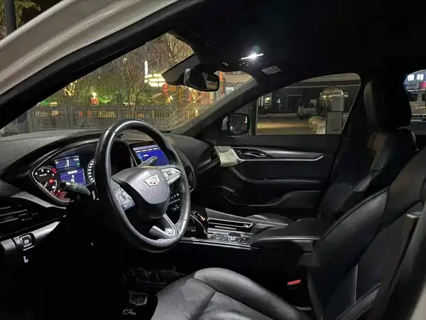 Cadillac CT5 2021