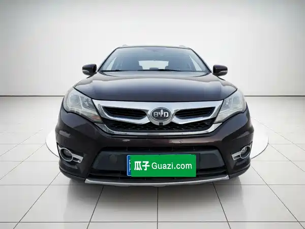BYD S7 2015