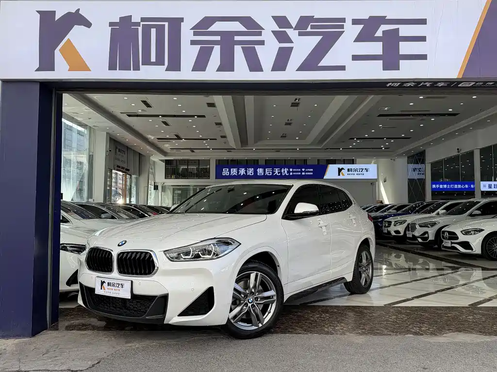 BMW X2 2022 — фото 1