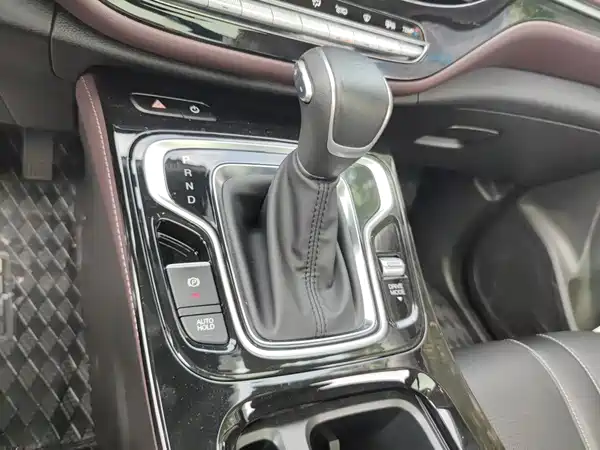 GAC Trumpchi M6 2023