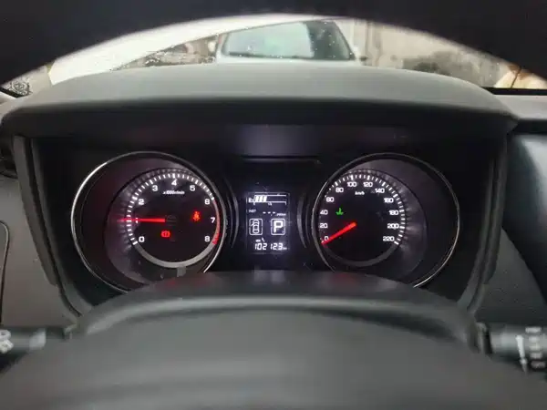 Dongfeng Fengshen A60 2017