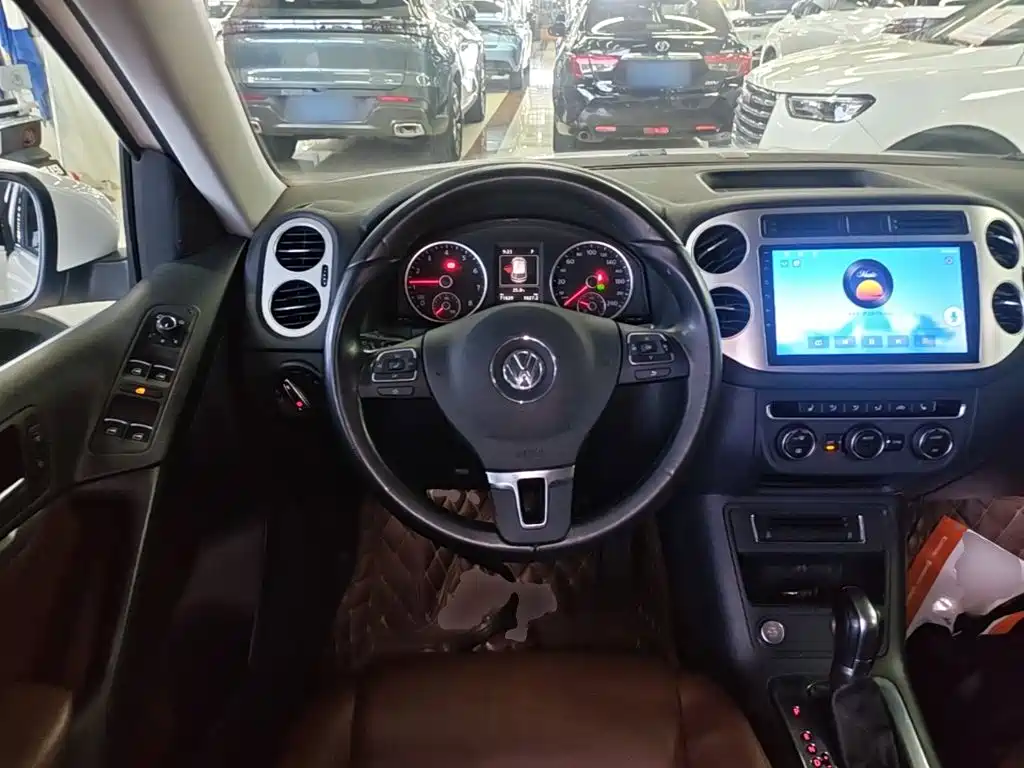Volkswagen Tiguan 2015