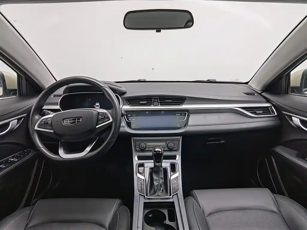 Geely Emgrand 2020