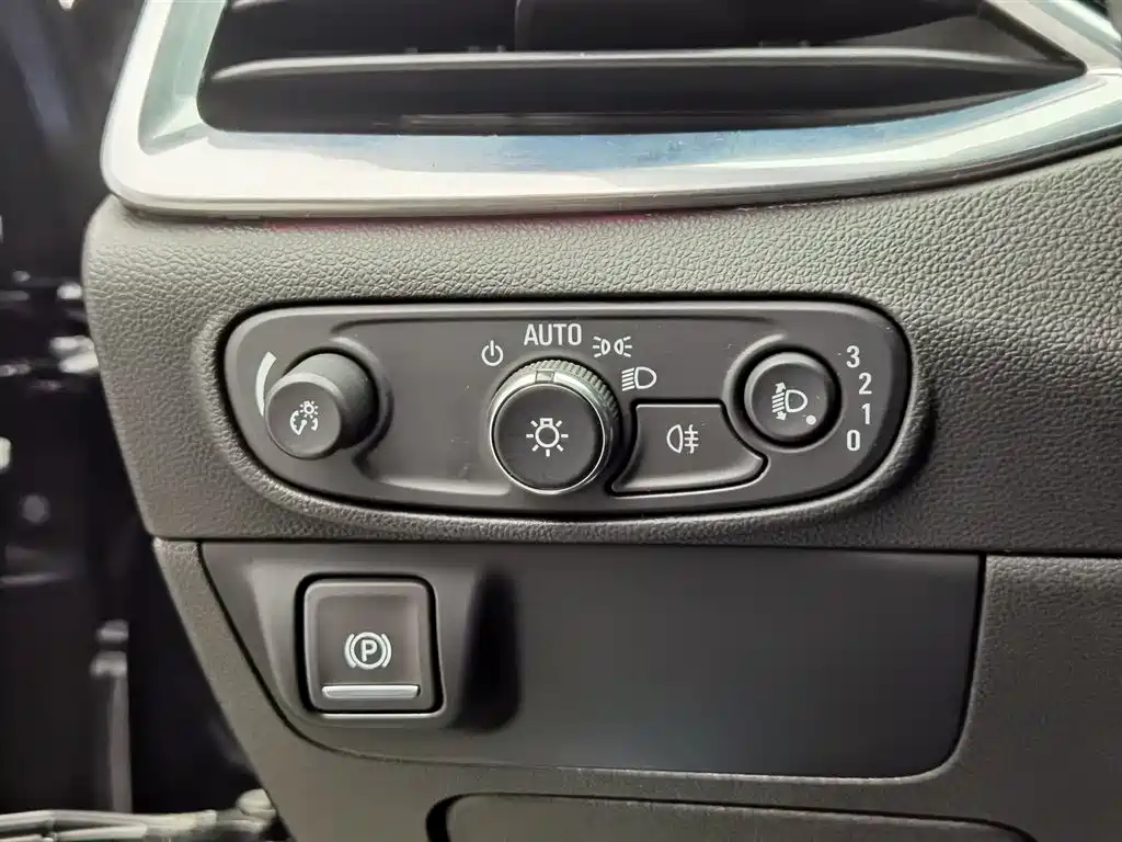 Buick Enclave 2021 — фото 21
