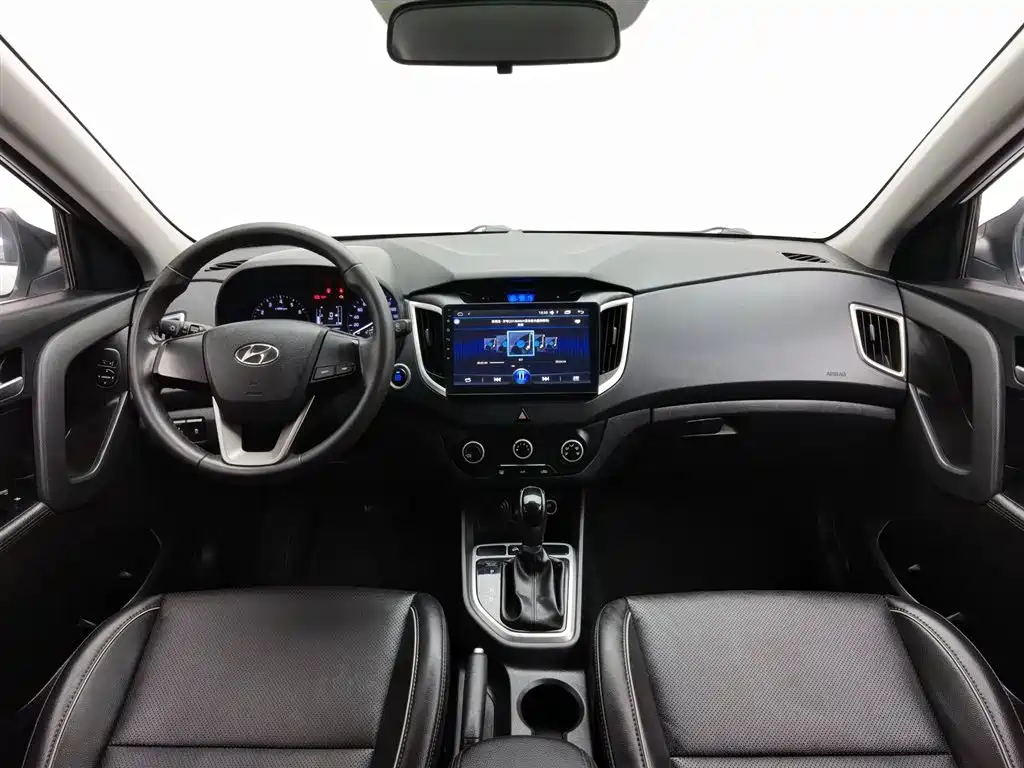 Hyundai ix25 2017 — фото 5