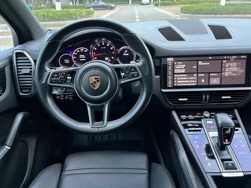Porsche Cayenne 2018 — фото 9