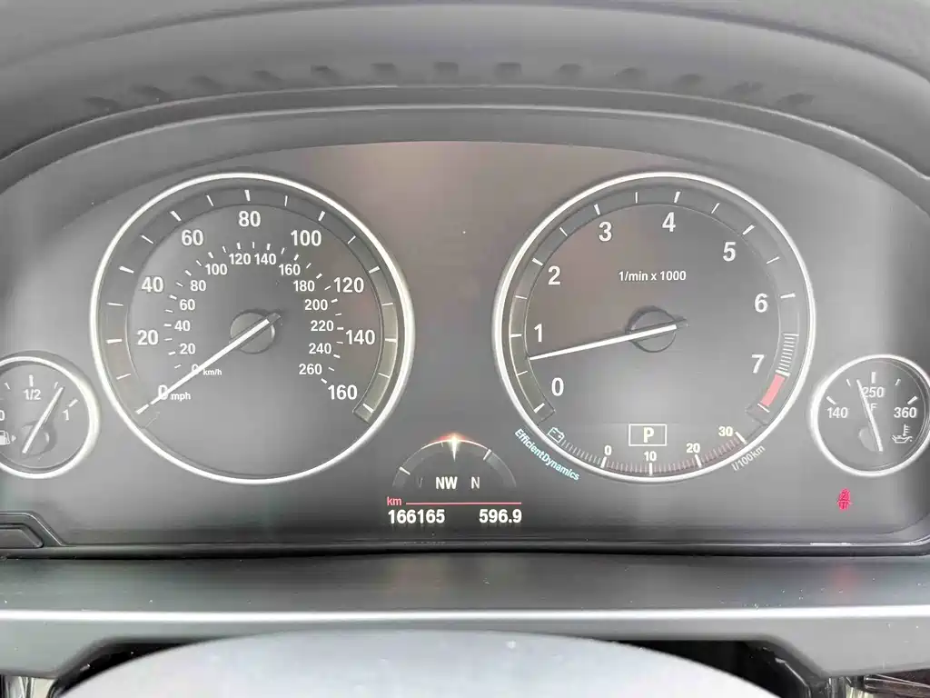 BMW X5 2014 — фото 9