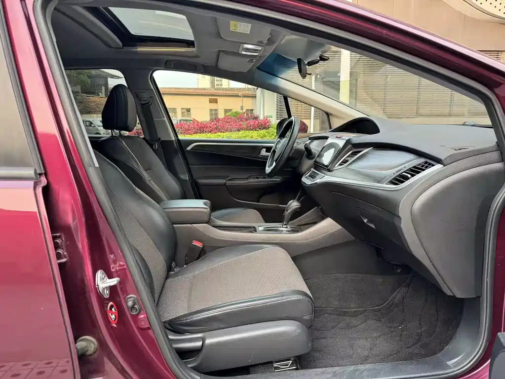 Honda Jade 2019 — фото 14
