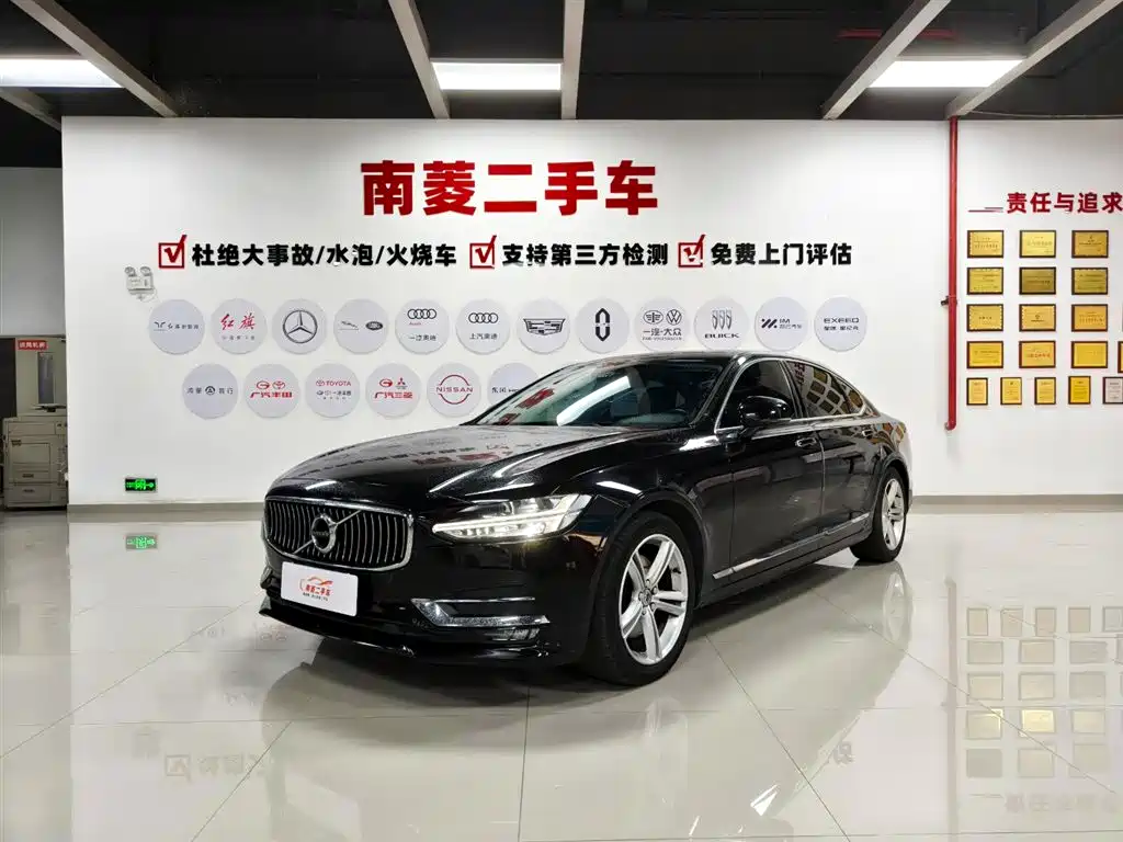 Volvo S90 2019 — фото 1