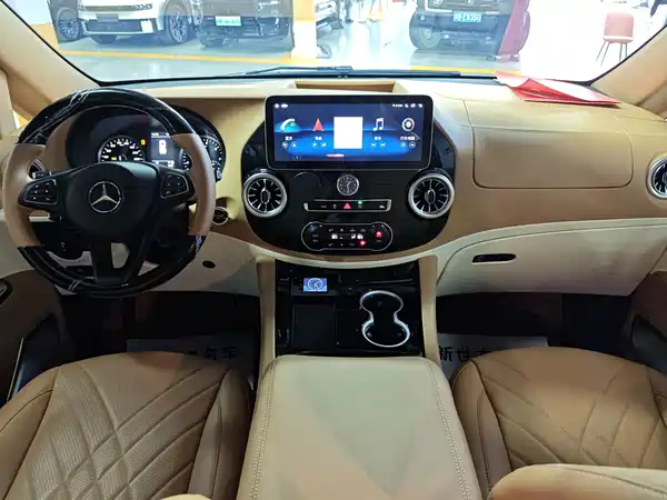 Mercedes-Benz Vito 2024