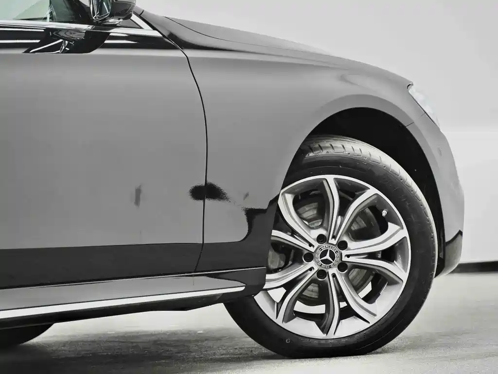 Mercedes-Benz E-Class 2021 — фото 18