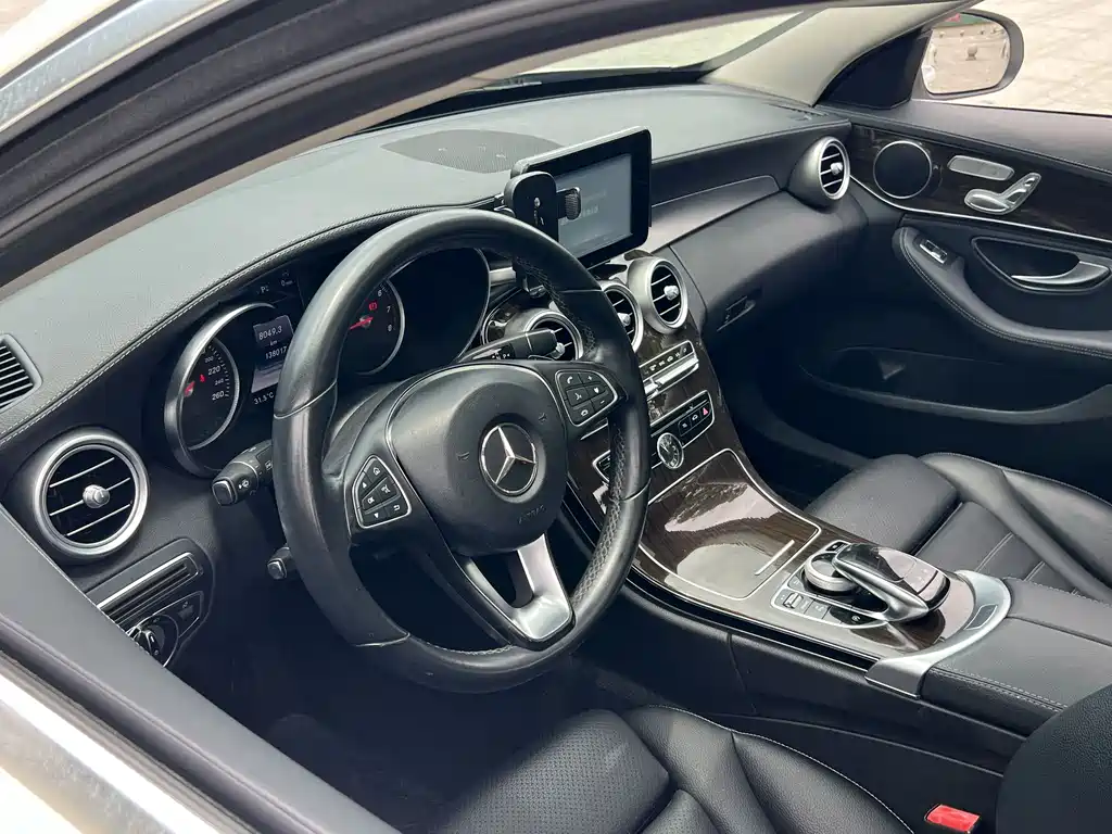 Mercedes-Benz C-Class 2016 — фото 11