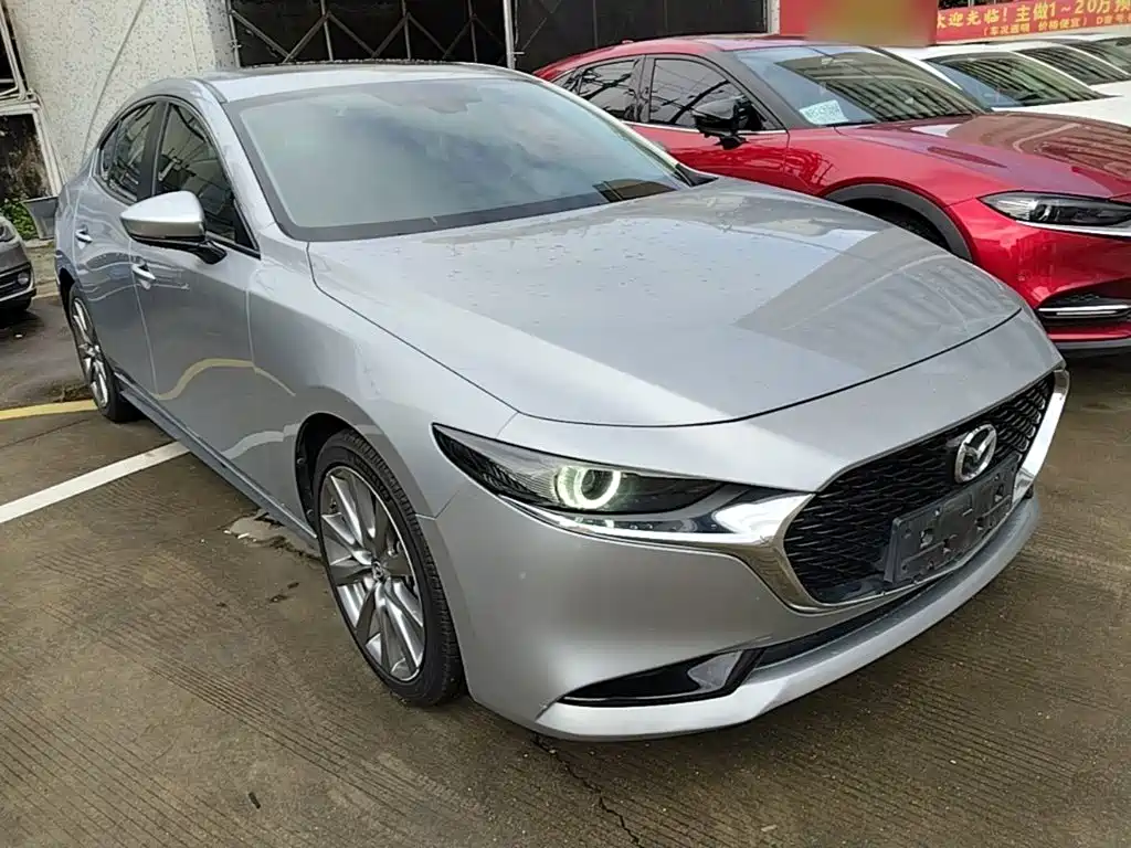 Mazda 3 Axela 2021