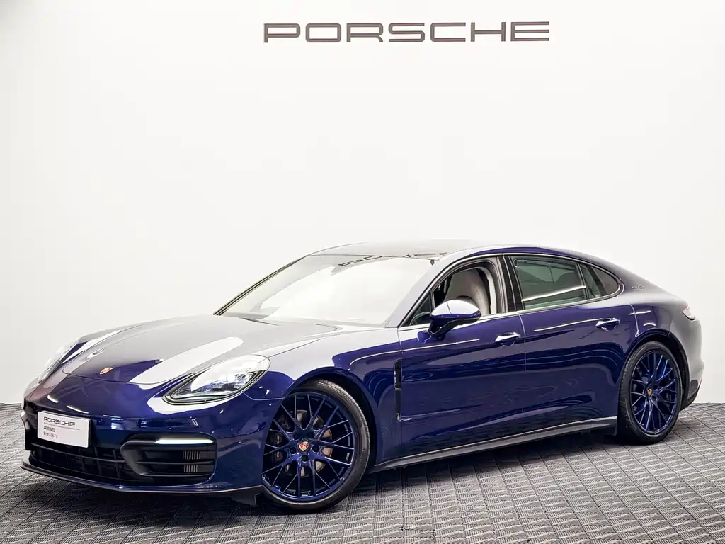 Porsche Panamera 2022