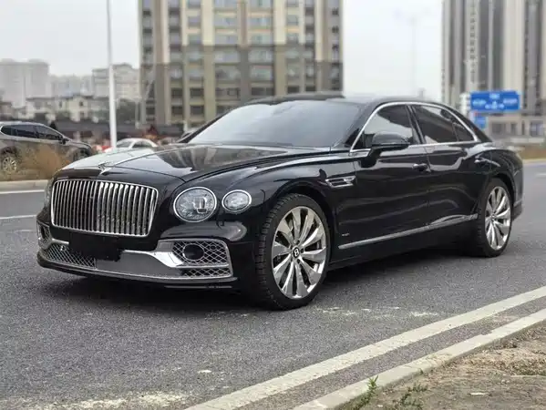 Bentley Flying Spur 2023
