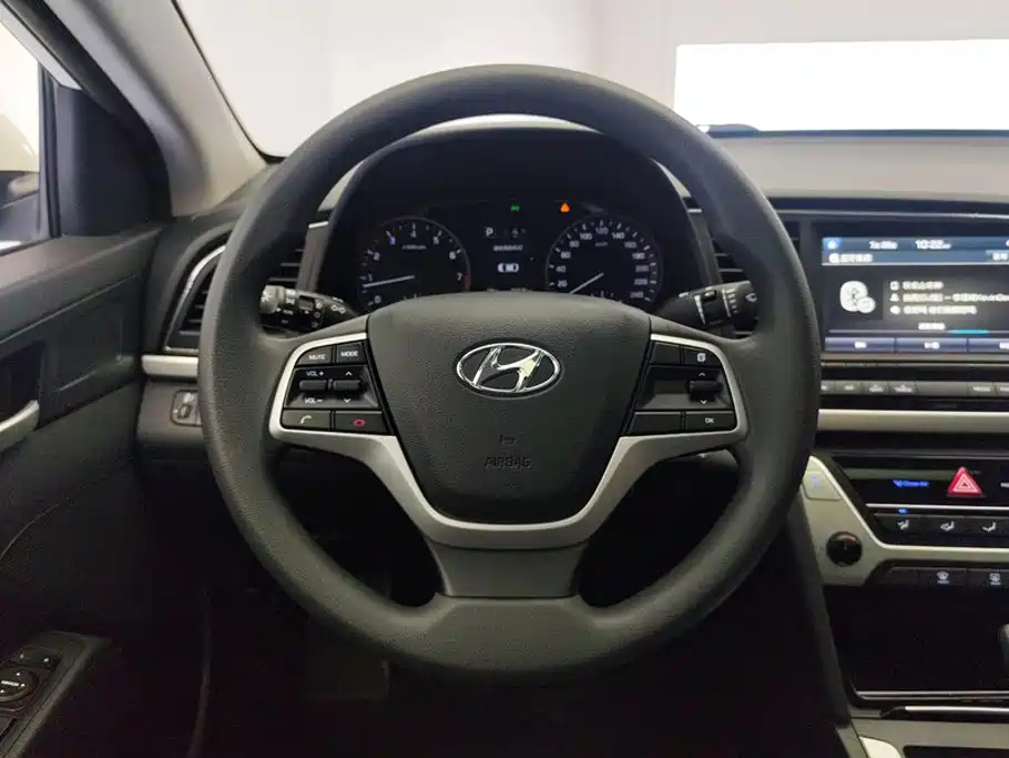 Hyundai Celesta 2016 — фото 15