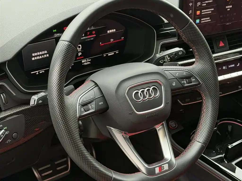 Audi S4 2024 — фото 11
