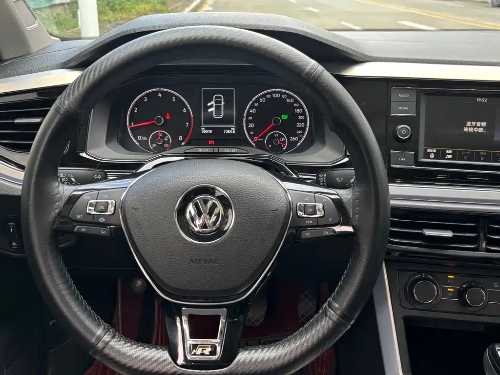 Volkswagen Polo 2020 — фото 11