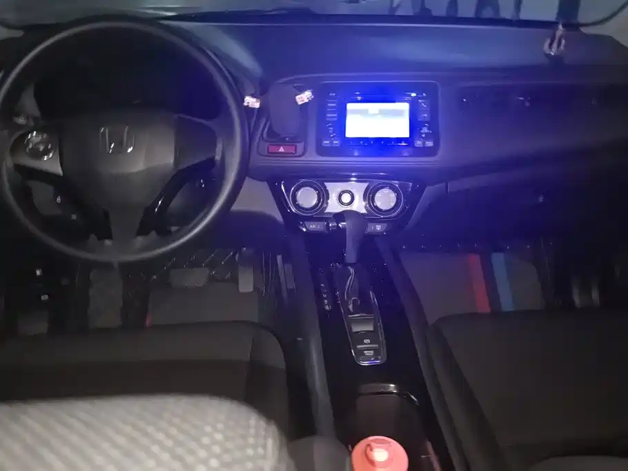 Honda Vezel 2016 — фото 12