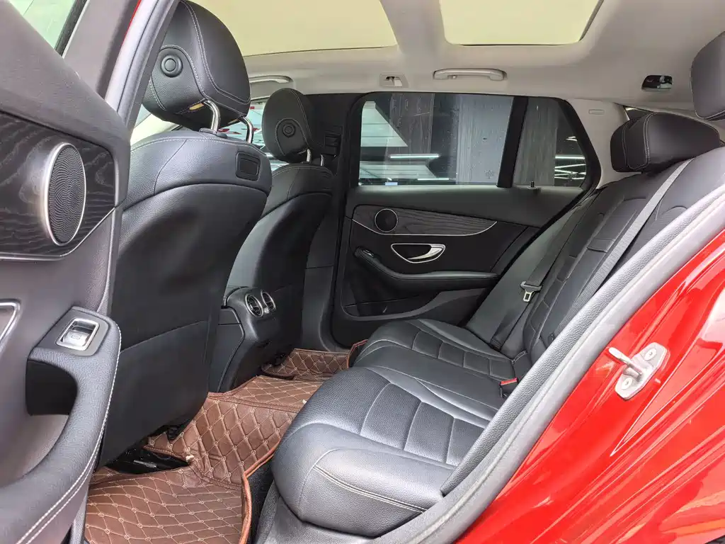 Mercedes-Benz C-Class 2018 — фото 12