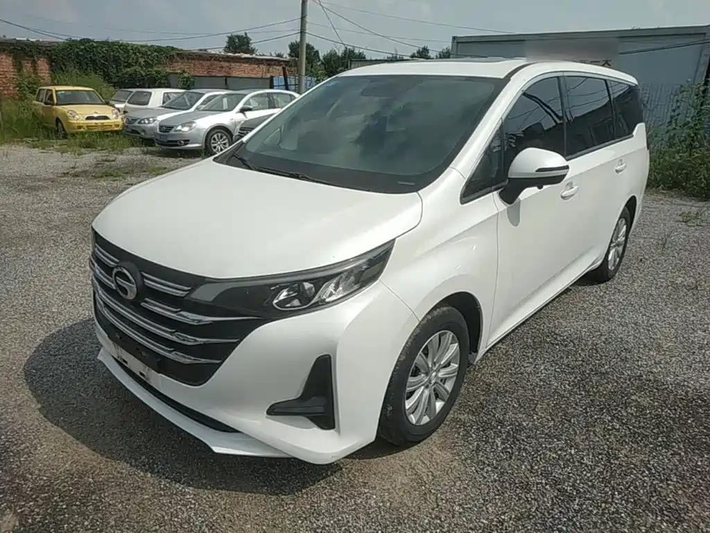 GAC Trumpchi M6 2020 — фото 1