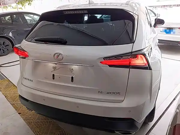 Lexus NX 2015