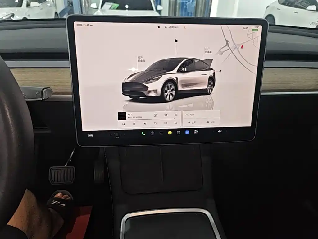 Tesla Model Y 2022 — фото 13